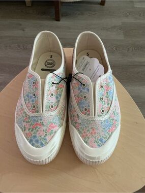 Floral Slip-On Sneakers - White with Pink & Blue Floral